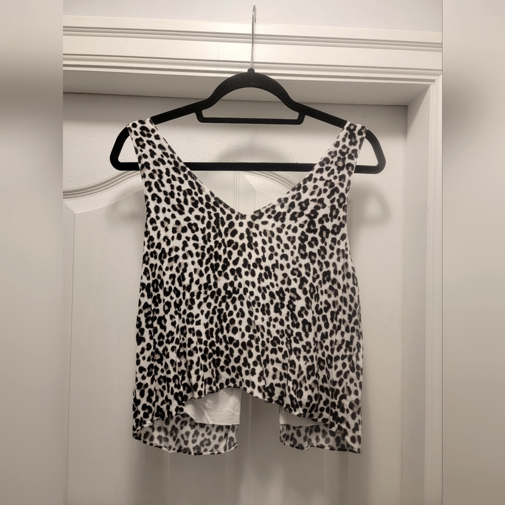 Aritzia snow leopard open back crop top